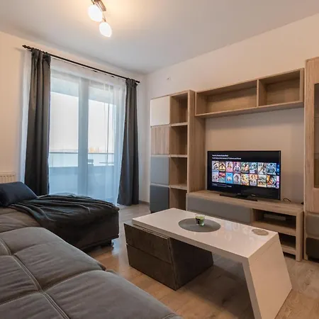 Lake View Apt W/ Balcony, Amazing View Over The Lake & Free Parking Near Iulius Mall Apartamento *